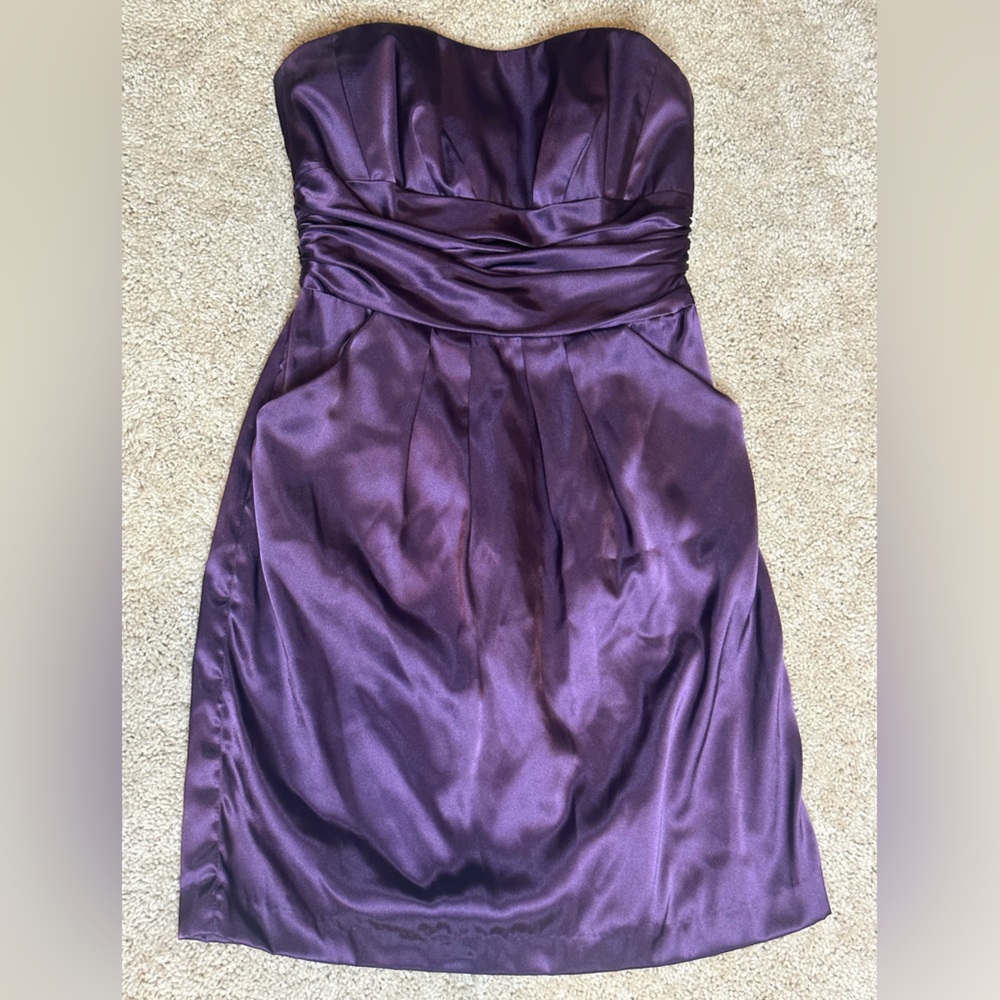 STRAPLESS BRIDESMAID // HOMECOMING DRESS// worn once- LIKE NEW- great condition!